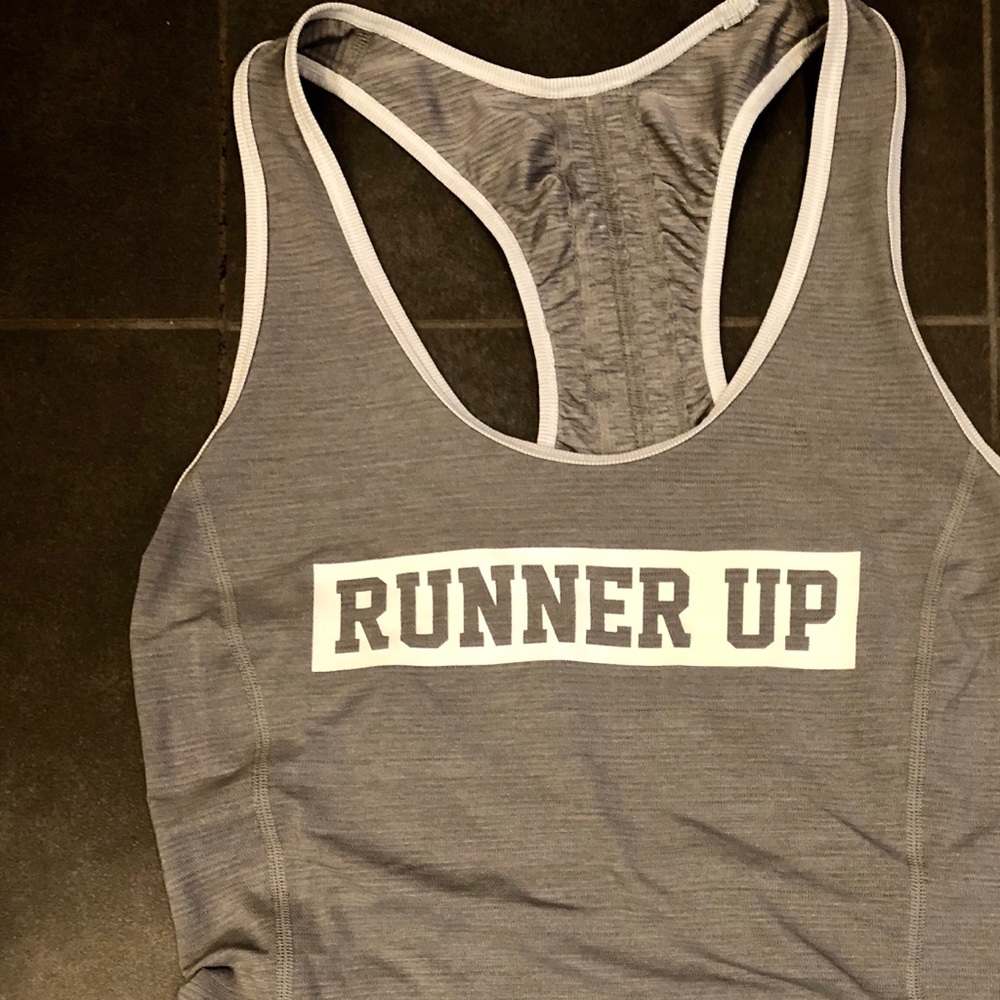 Lulu lemon Runner Up gray tank with white trim